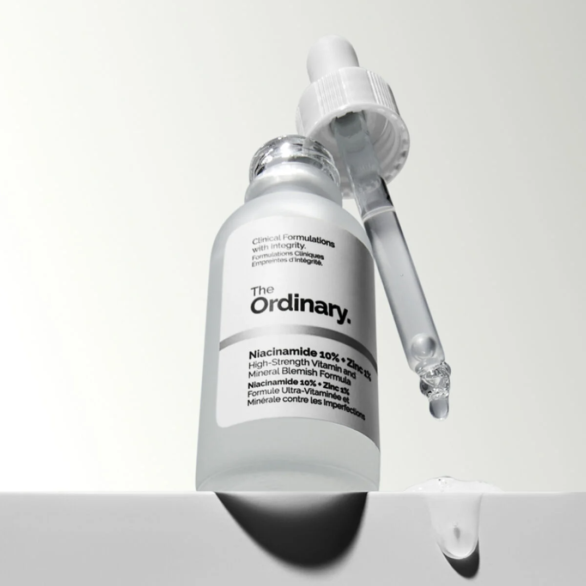 the Ordinary Skincare Niacinamide 10% + Zinc 1% Solution 30ml